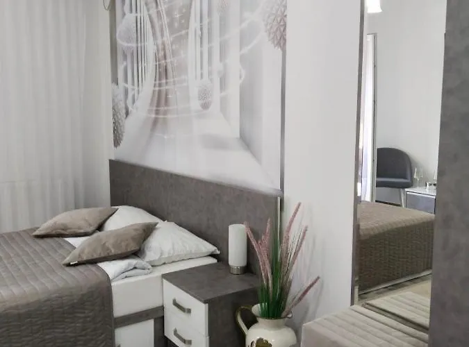 アパート Harmony 1 *